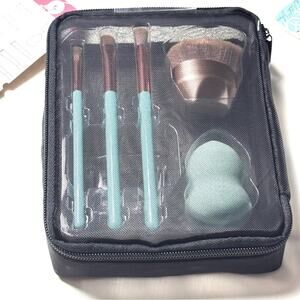Fly With Me Travel Makeup Brushes Beauty Prep Set  With Case New in Pack Package